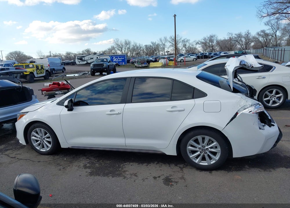2025 TOYOTA COROLLA LE VIN: 5YFB4MDE8SP326213