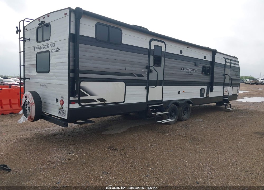 2021 GRAND DESIGN TRANSEN M-321BH VIN: 573TT3729M8816895