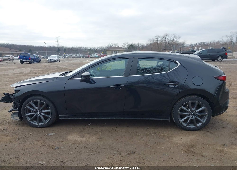 2021 MAZDA 3 SELECT VIN: JM1BPAKL7M1336732