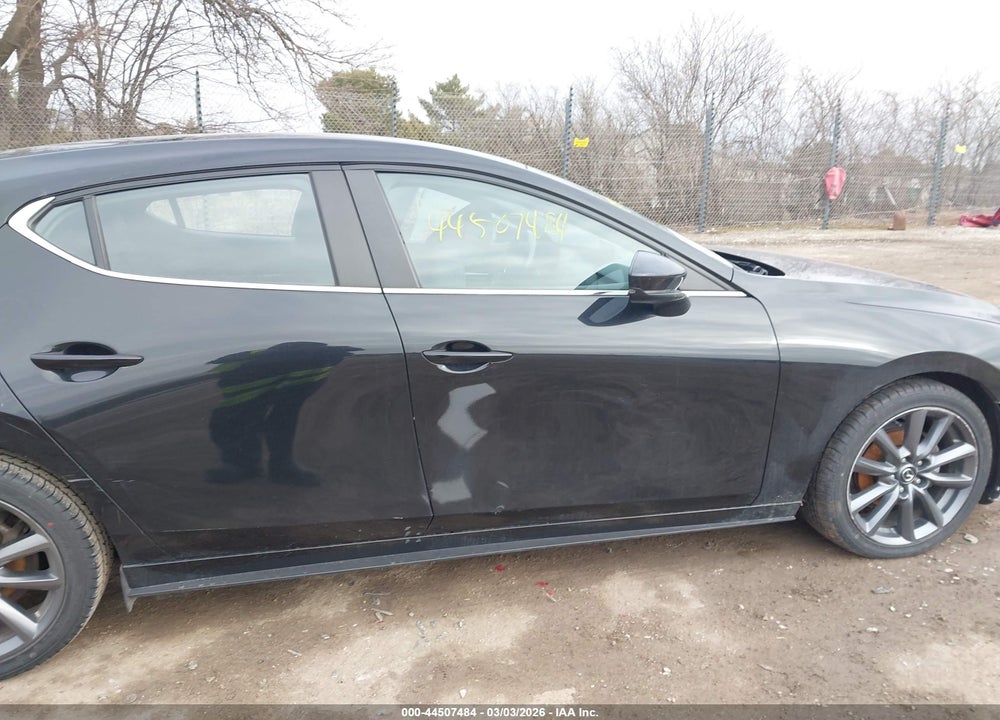 2021 MAZDA 3 SELECT VIN: JM1BPAKL7M1336732