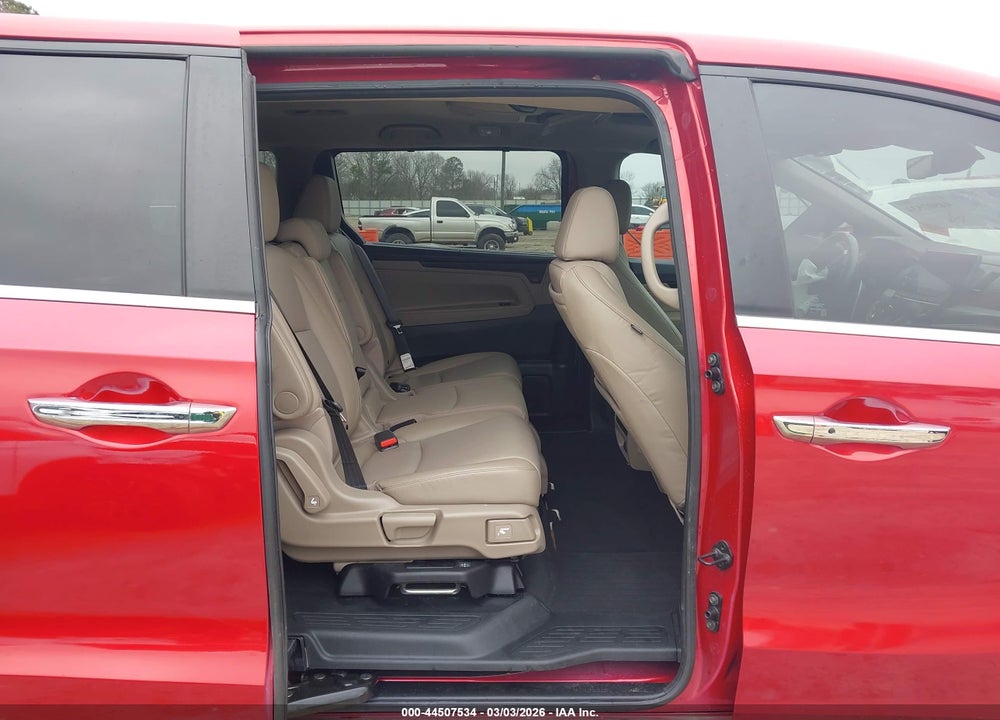 2023 HONDA ODYSSEY TOURING VIN: 5FNRL6H8XPB048046