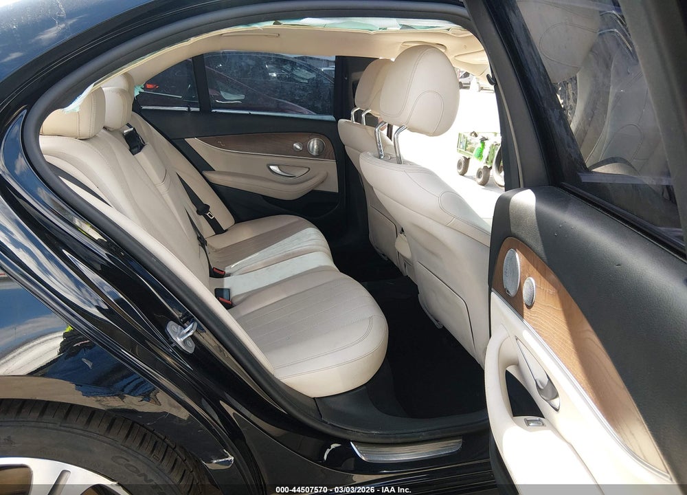2017 MERCEDES-BENZ E 300 VIN: WDDZF4JB3HA256657