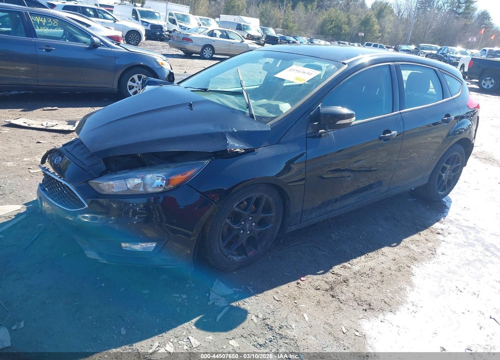 2016 FORD FOCUS SE VIN: 1FADP3K24GL392802