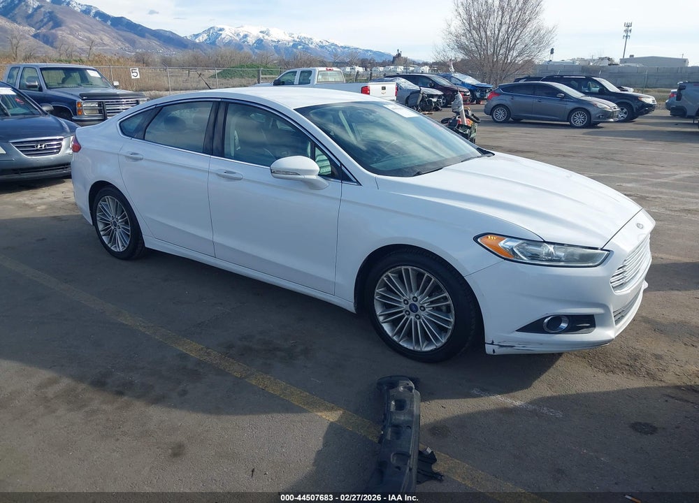 2015 FORD FUSION SE VIN: 3FA6P0HD5FR104964