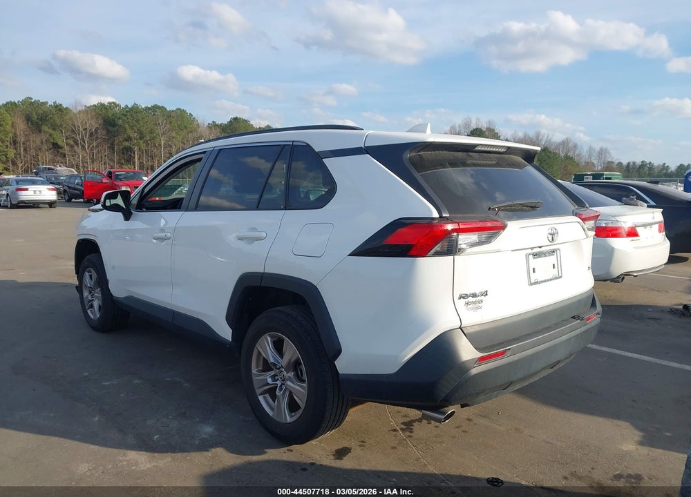 2022 TOYOTA RAV4 XLE VIN: 2T3W1RFV4NW230741