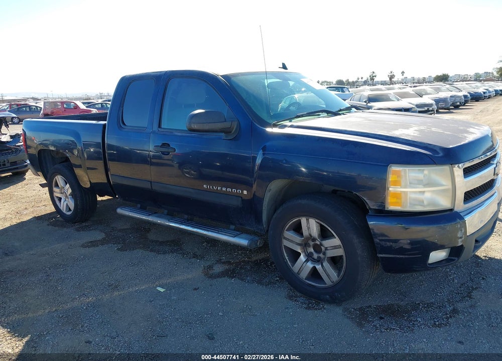 2007 CHEVROLET SILVERADO 1500 LT1 VIN: 1GCEC19037Z511021