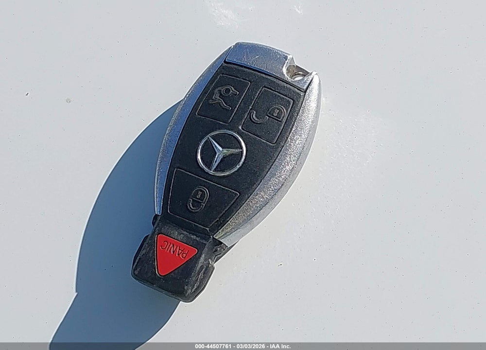 2013 MERCEDES-BENZ C 250 VIN: WDDGJ4HB8DF990266