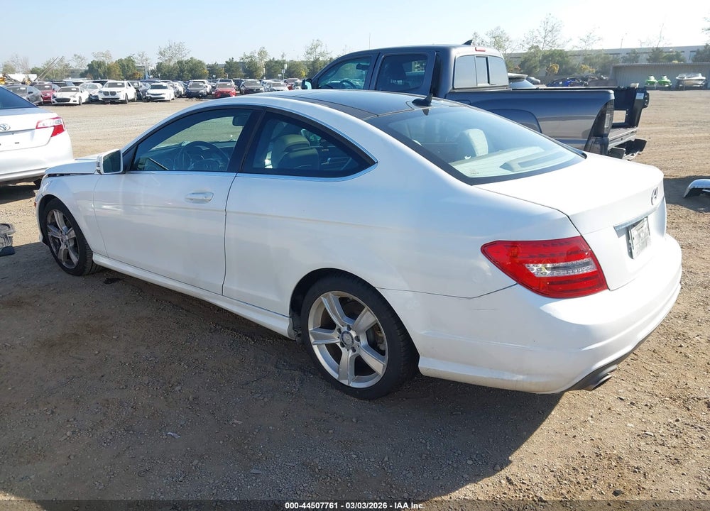 2013 MERCEDES-BENZ C 250 VIN: WDDGJ4HB8DF990266