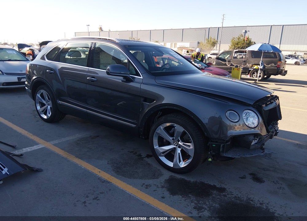 2019 BENTLEY BENTAYGA V8 VIN: SJAAM2ZV3KC025982
