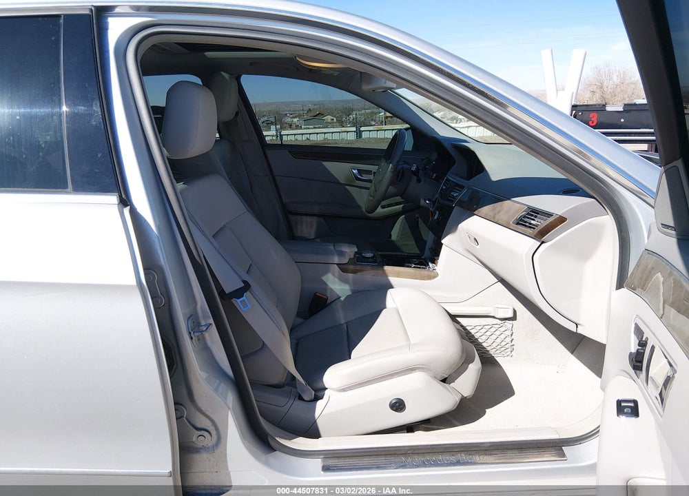 2010 MERCEDES-BENZ E 350 4MATIC VIN: WDDHF8HB2AA150926