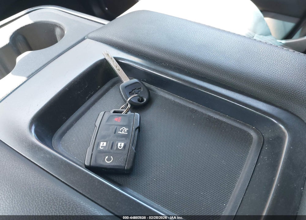 2019 CHEVROLET TAHOE LS VIN: 1GNSKAEC5KR198141