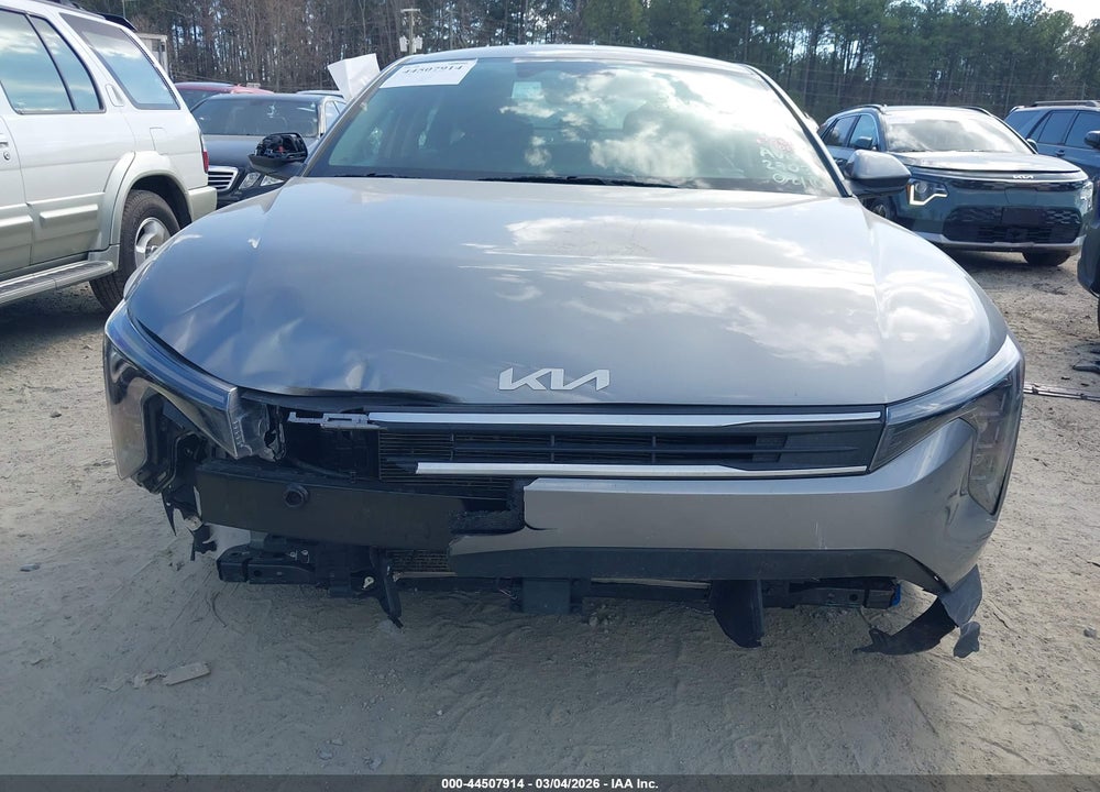 2025 KIA K4 LXS VIN: 3KPFT4DE5SE054869