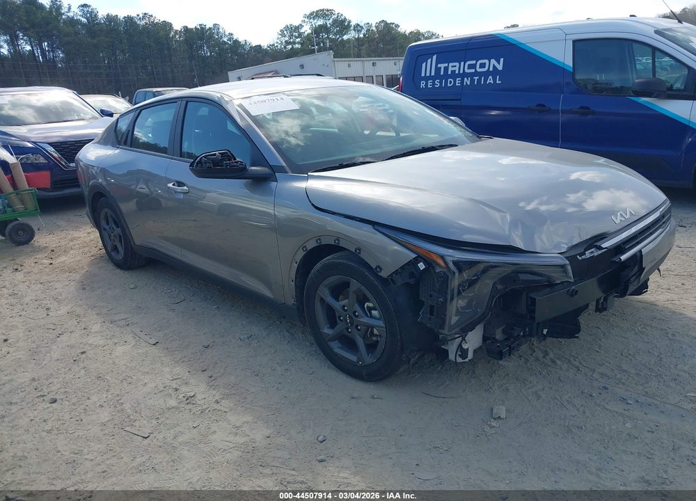 2025 KIA K4 LXS VIN: 3KPFT4DE5SE054869