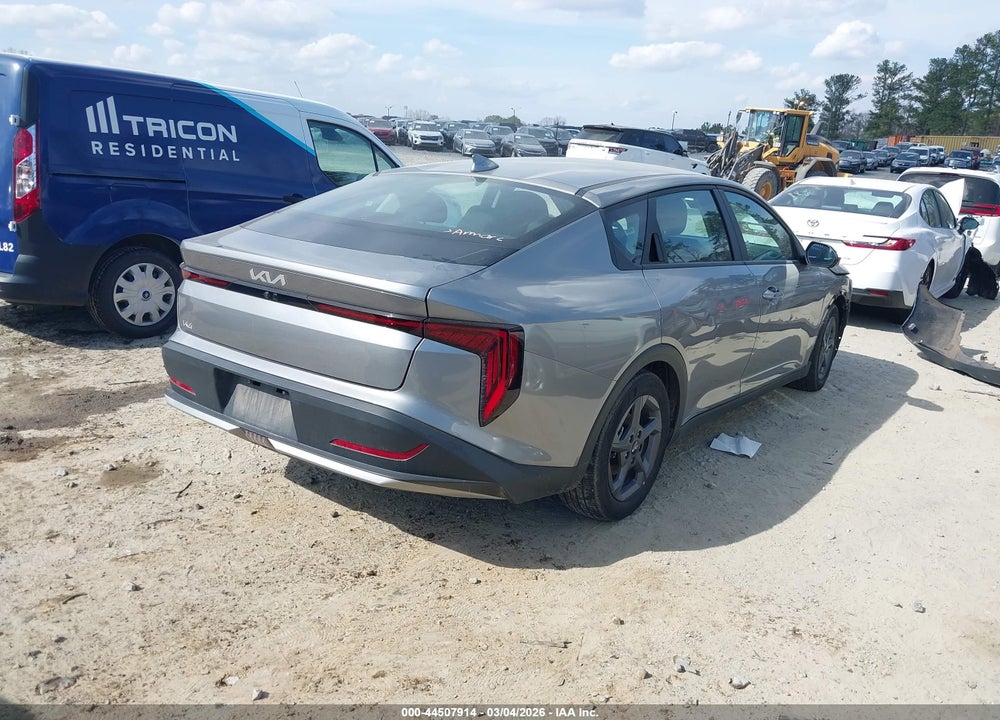 2025 KIA K4 LXS VIN: 3KPFT4DE5SE054869