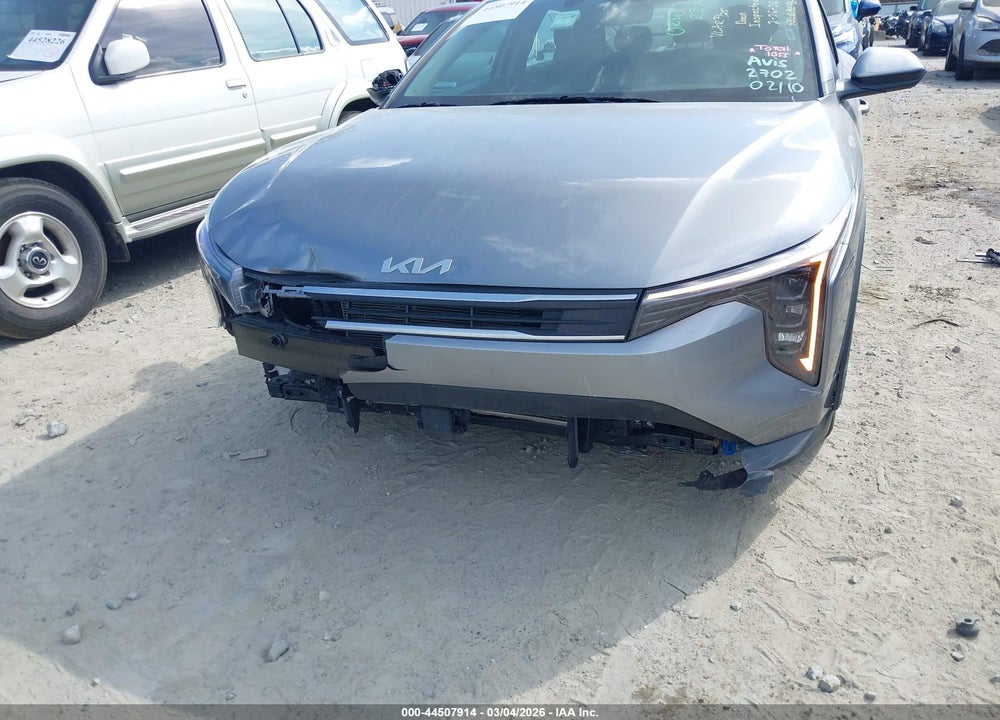 2025 KIA K4 LXS VIN: 3KPFT4DE5SE054869