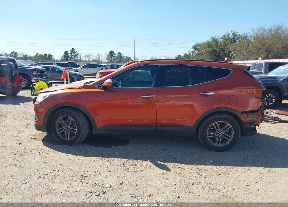 2017 HYUNDAI SANTA FE SPORT 2.4L VIN: 5XYZU3LB7HG387176