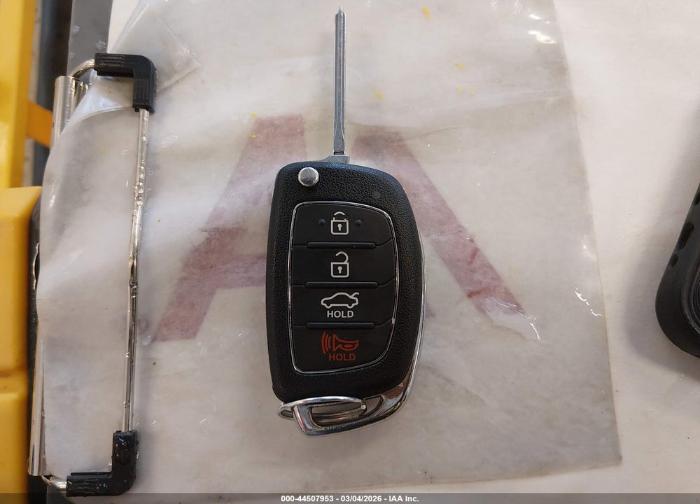 2015 HYUNDAI SONATA SE VIN: 5NPE24AF1FH018674
