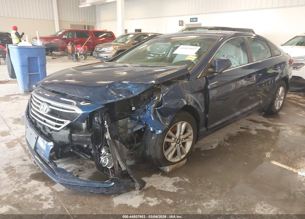 2015 HYUNDAI SONATA SE VIN: 5NPE24AF1FH018674