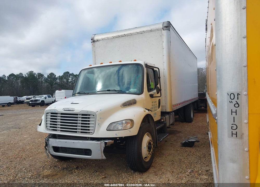 2017 FREIGHTLINER M2 106 VIN: 1FVACWDT1HHHV9215