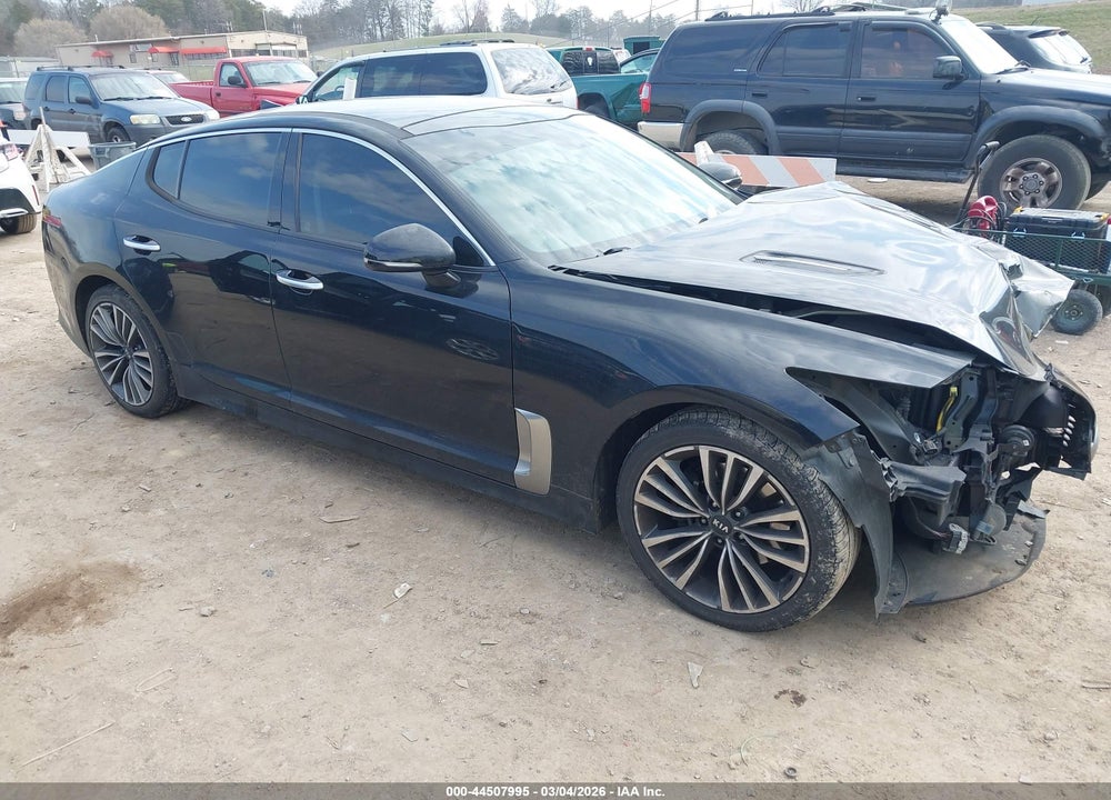 2018 KIA STINGER PREMIUM VIN: KNAE25LA2J6024118