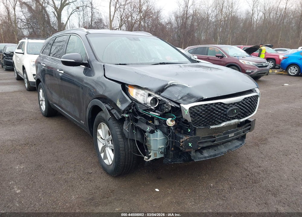 2016 KIA SORENTO 2.4L LX VIN: 5XYPGDA38GG090139