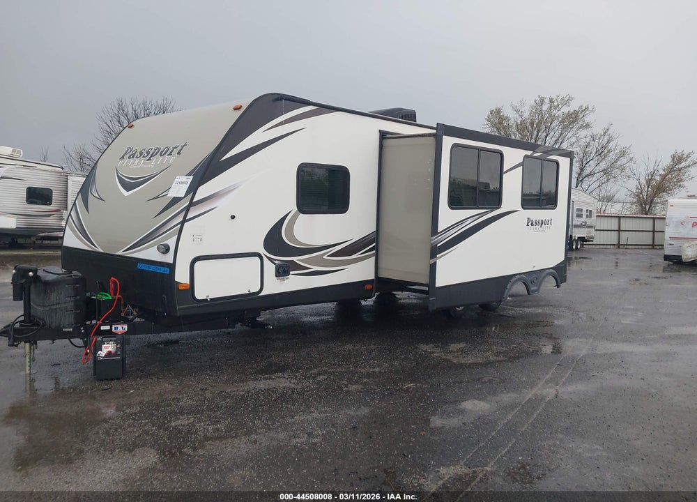 2017 KEYSTONE PASSPORT GRAND TOURI VIN: 4YDT2812XHT413816