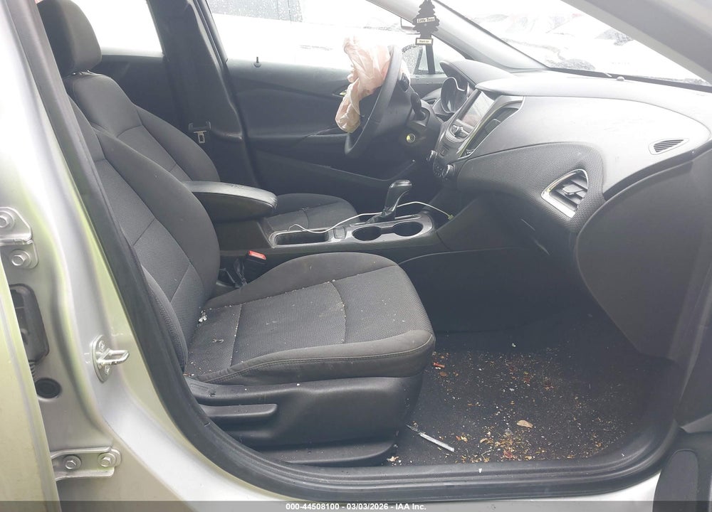 2019 CHEVROLET CRUZE LT VIN: 1G1BE5SM0K7140253
