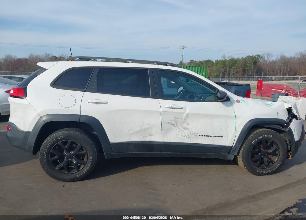 2016 JEEP CHEROKEE TRAILHAWK VIN: 1C4PJMBS3GW131920