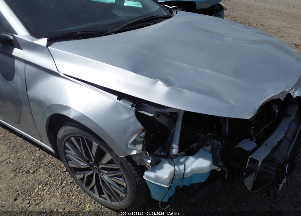 2019 CHEVROLET MALIBU LT VIN: 1G1ZD5ST1KF177178