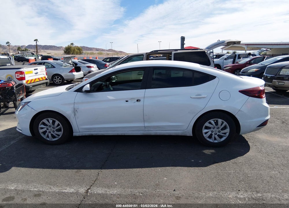 2019 HYUNDAI ELANTRA SE VIN: 5NPD74LF1KH495514
