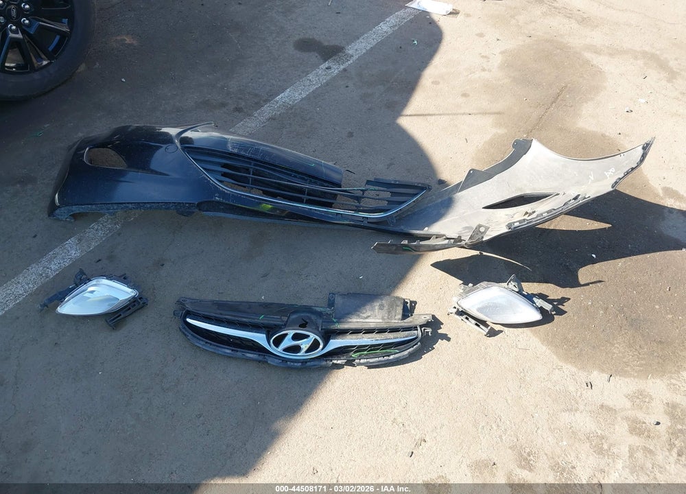 2013 HYUNDAI ELANTRA GLS VIN: KMHDH4AE9DU954512
