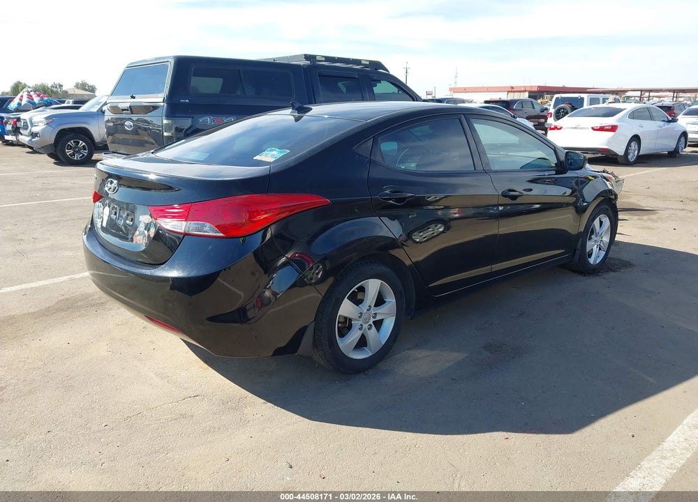 2013 HYUNDAI ELANTRA GLS VIN: KMHDH4AE9DU954512
