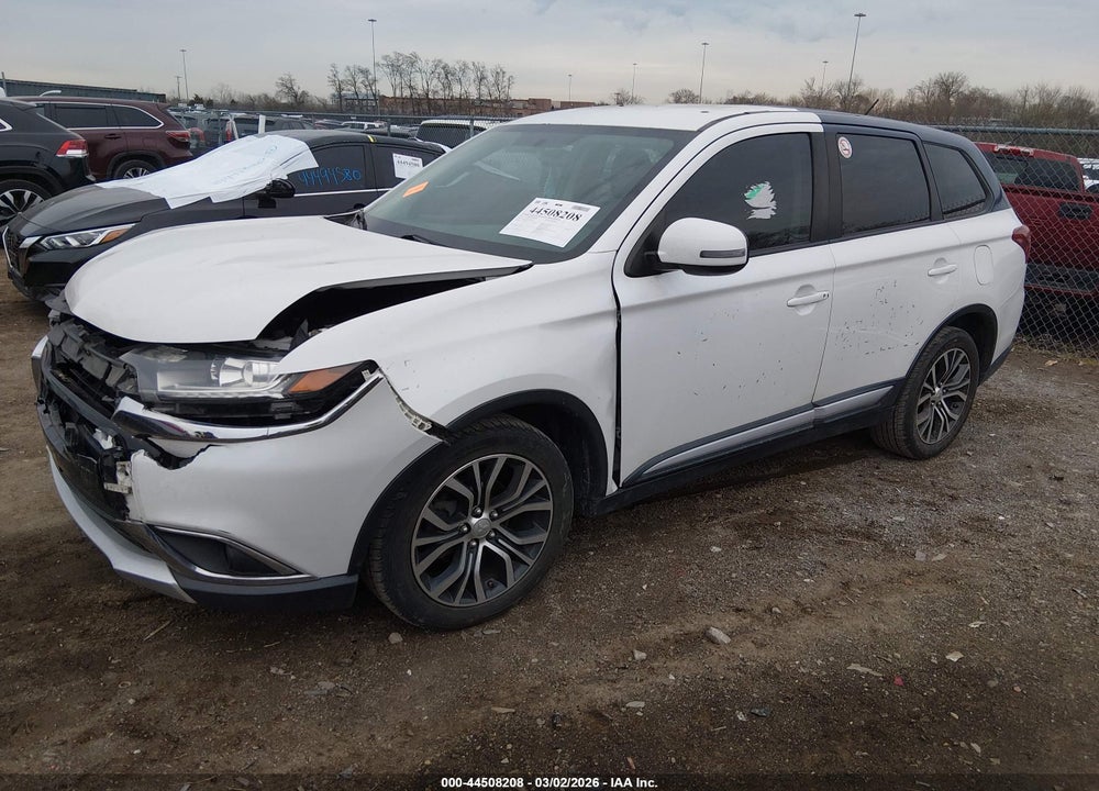 2016 MITSUBISHI OUTLANDER SE/SEL VIN: JA4AD3A32GZ016901