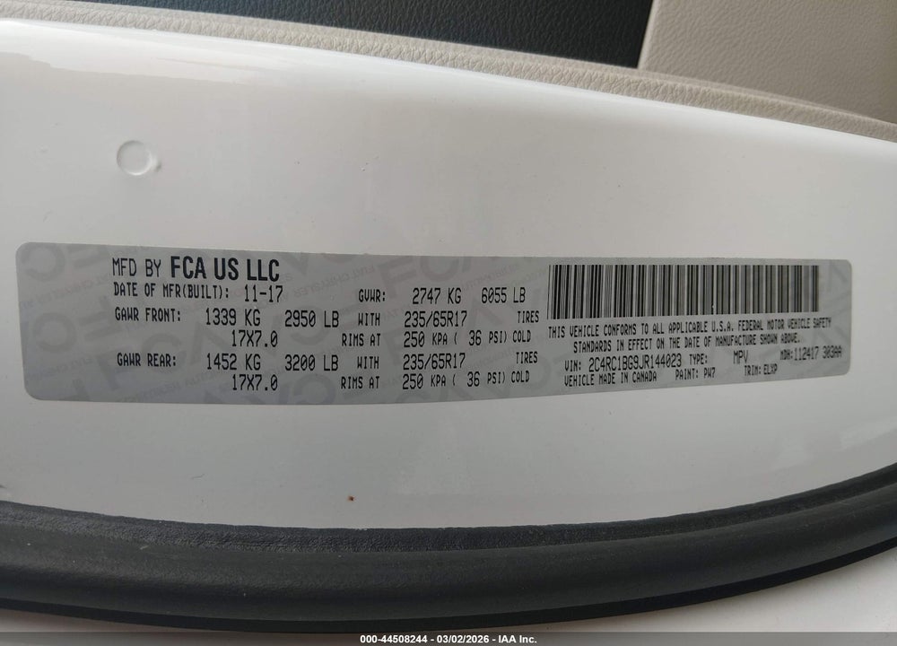 2018 CHRYSLER PACIFICA TOURING L VIN: 2C4RC1BG9JR144023