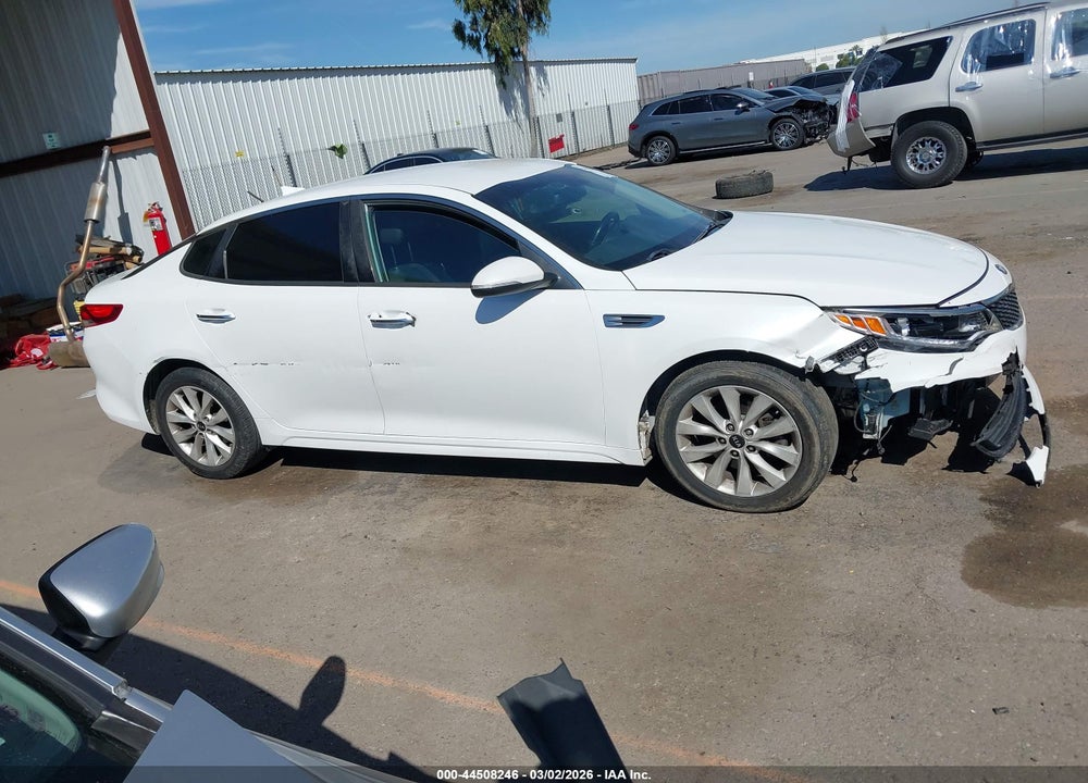 2016 KIA OPTIMA EX VIN: 5XXGU4L3XGG087415
