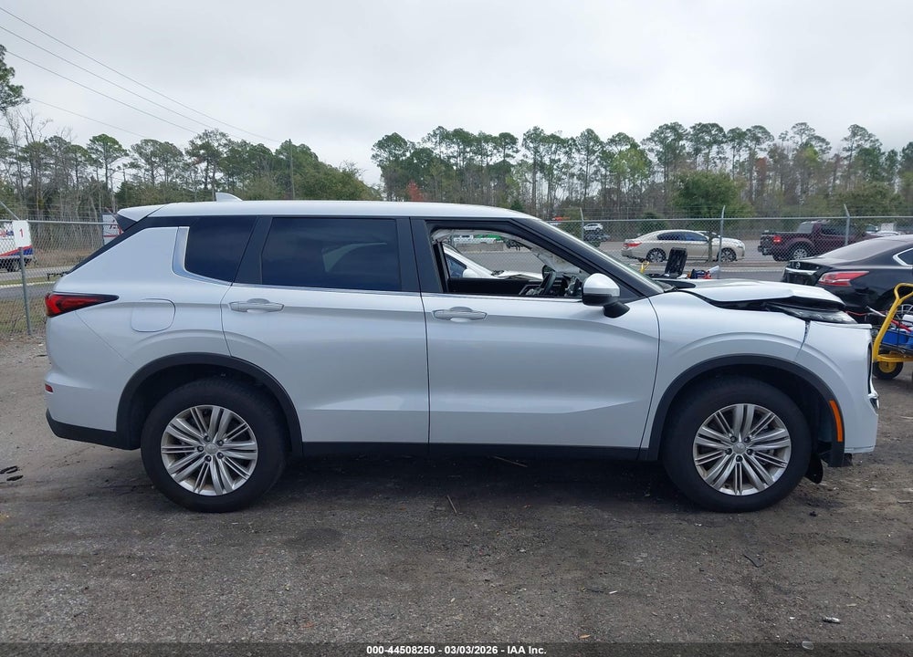 2024 MITSUBISHI OUTLANDER ES 2.5 S-AWC VIN: JA4J4UA80RZ089155