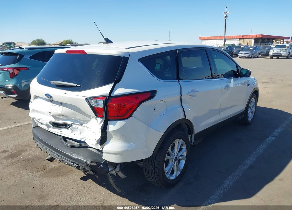 2019 FORD ESCAPE SE VIN: 1FMCU0GD5KUB62563