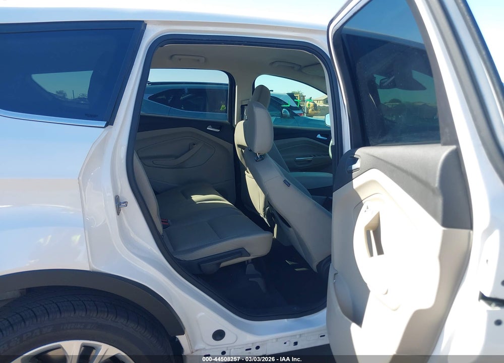 2019 FORD ESCAPE SE VIN: 1FMCU0GD5KUB62563