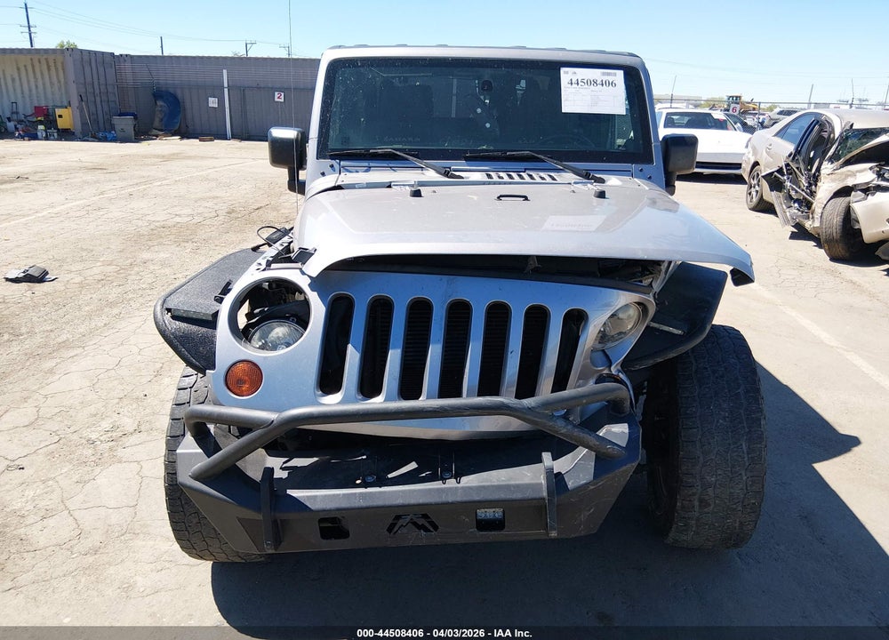 2013 JEEP WRANGLER SAHARA VIN: 1C4AJWBG9DL595028