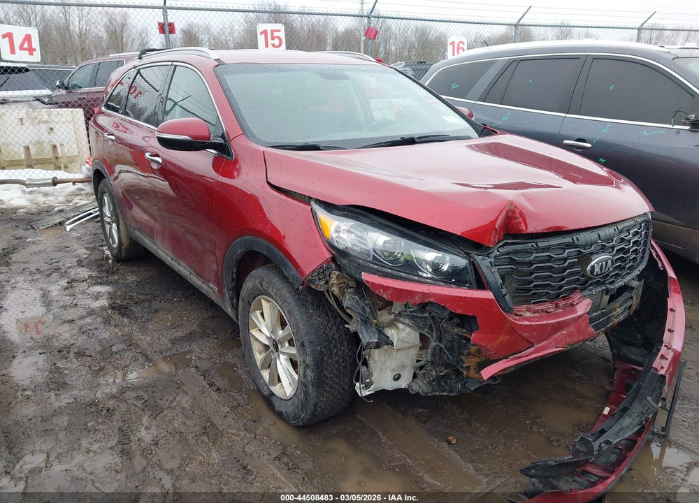 2019 KIA SORENTO 2.4L LX VIN: 5XYPGDA38KG576104