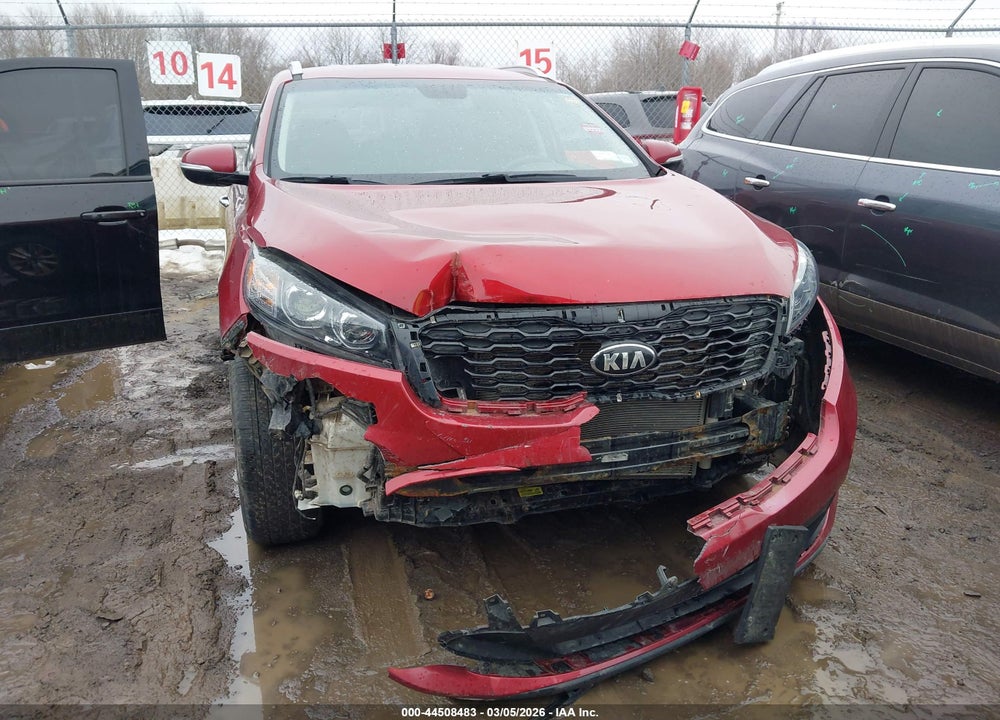 2019 KIA SORENTO 2.4L LX VIN: 5XYPGDA38KG576104