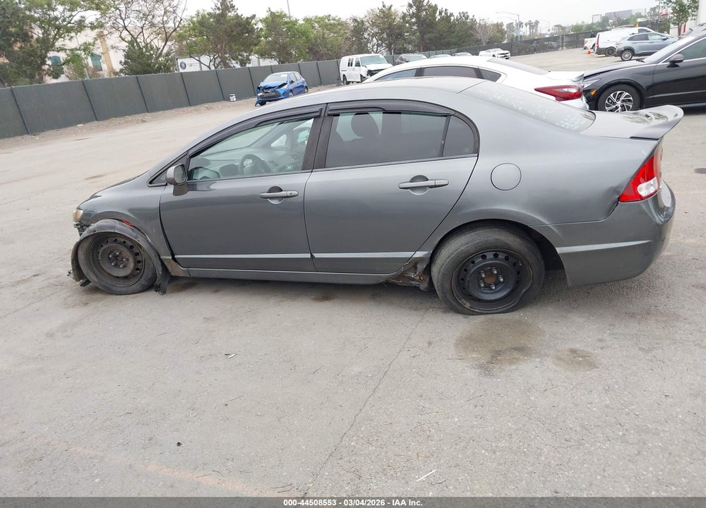 2010 HONDA CIVIC LX VIN: 19XFA1F55AE067248