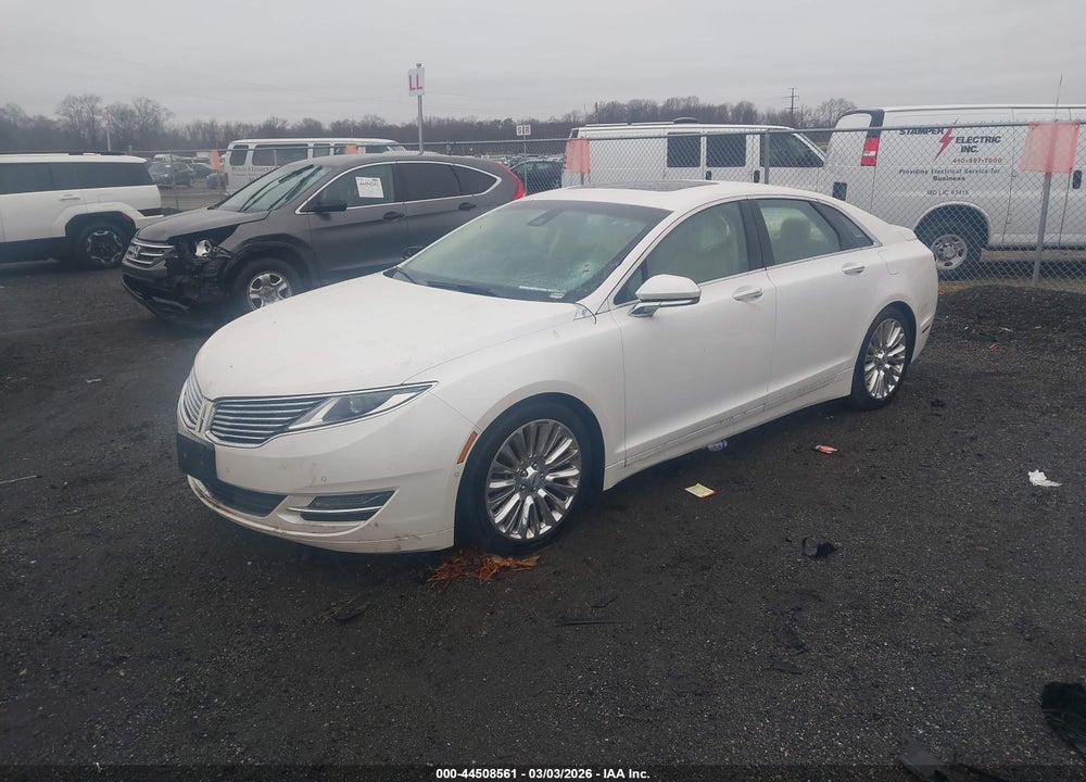 2013 LINCOLN MKZ VIN: 3LN6L2GK8DR825435
