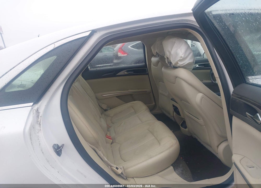 2013 LINCOLN MKZ VIN: 3LN6L2GK8DR825435