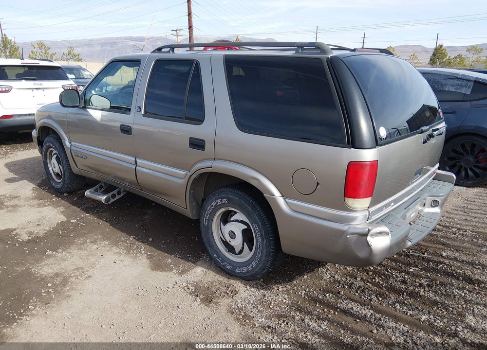 1998 GMC JIMMY SLE VIN: 1GKDT13W9W2570966
