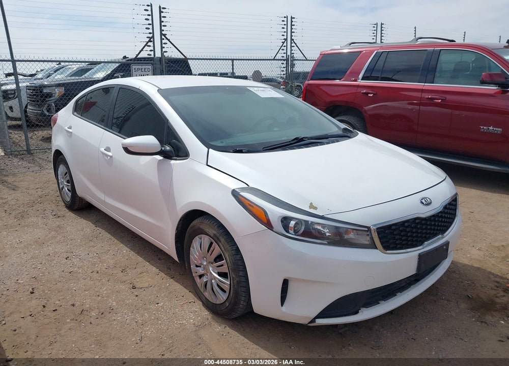 2018 KIA FORTE VIN: 3KPFL4A77JE205943