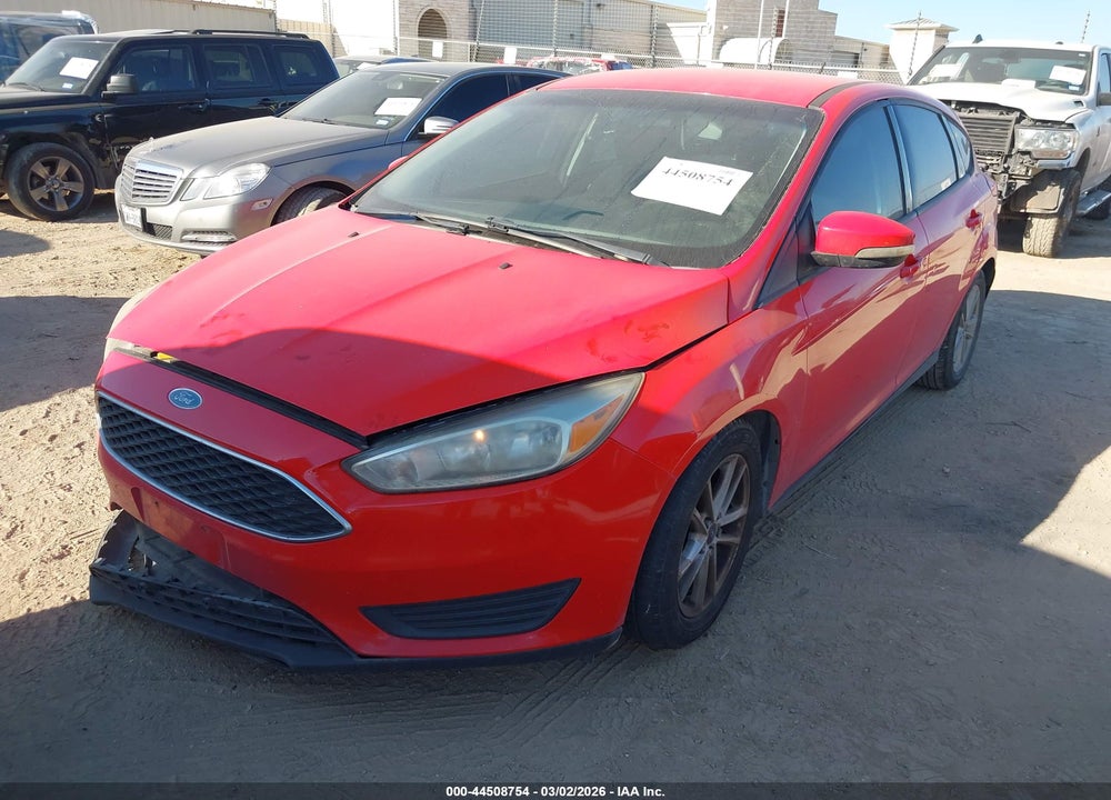 2015 FORD FOCUS SE VIN: 1FADP3K25FL263076