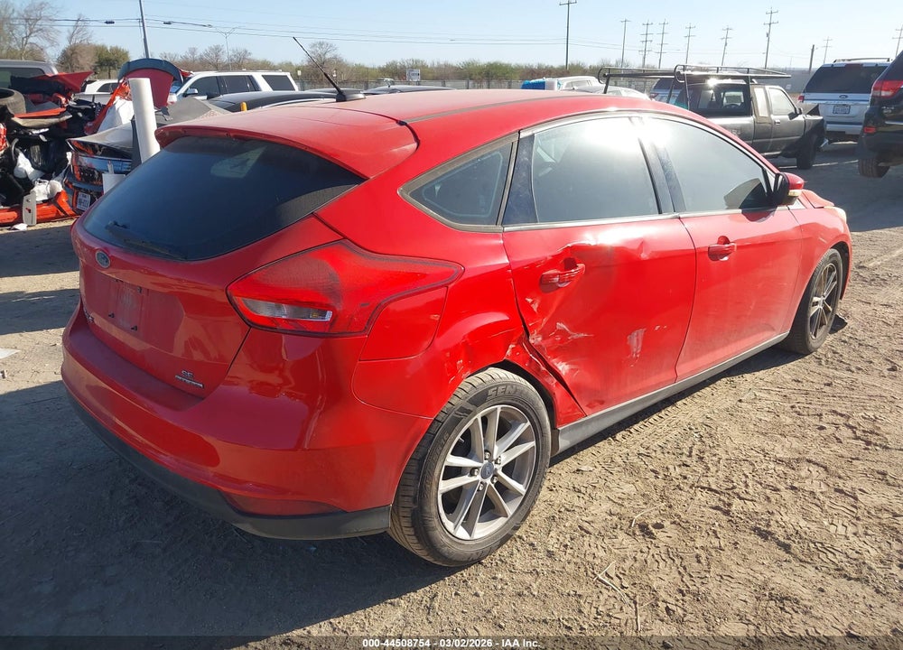 2015 FORD FOCUS SE VIN: 1FADP3K25FL263076