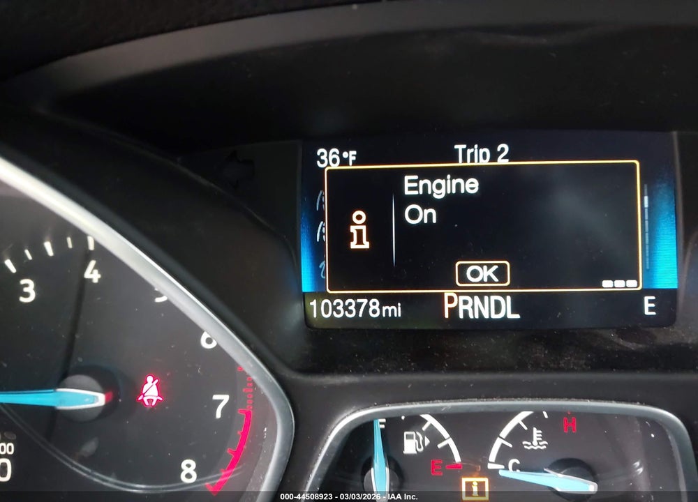 2016 FORD FOCUS SE VIN: 1FADP3K22GL252098