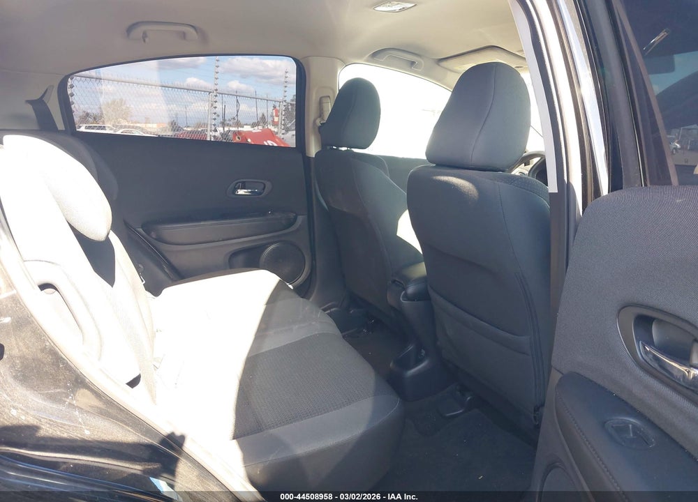 2022 HONDA HR-V 2WD LX VIN: 3CZRU5H33NM708863